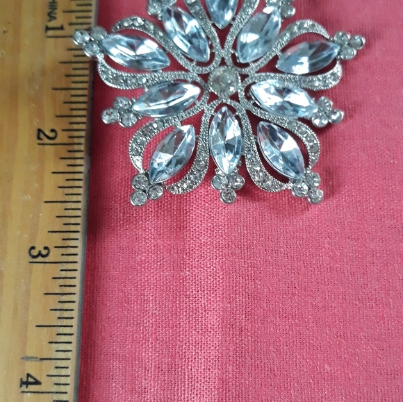 ❤❤ PIN BROOCH - Picture 6 of 7